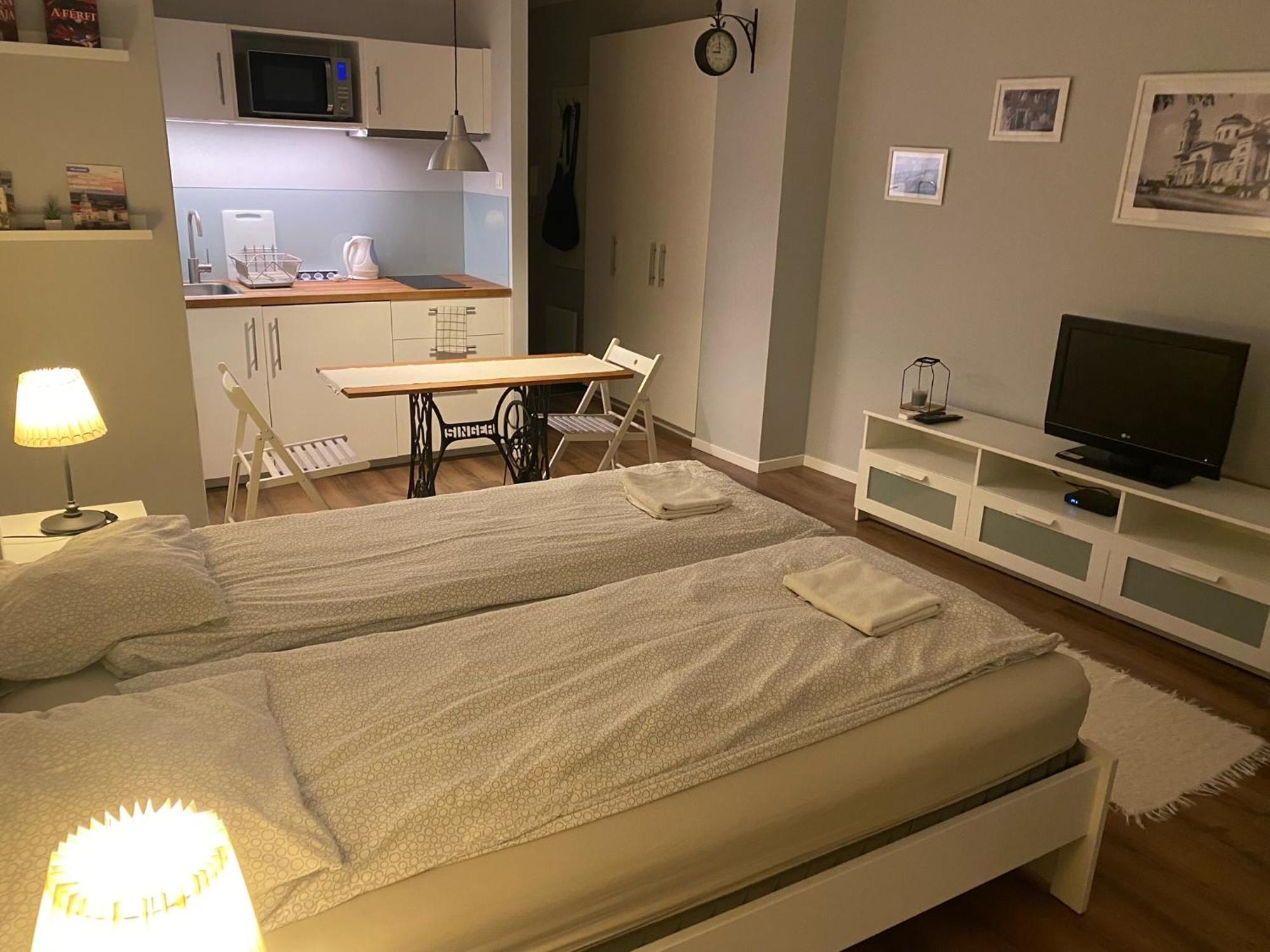 B&B Apartman Eger Luaran gambar