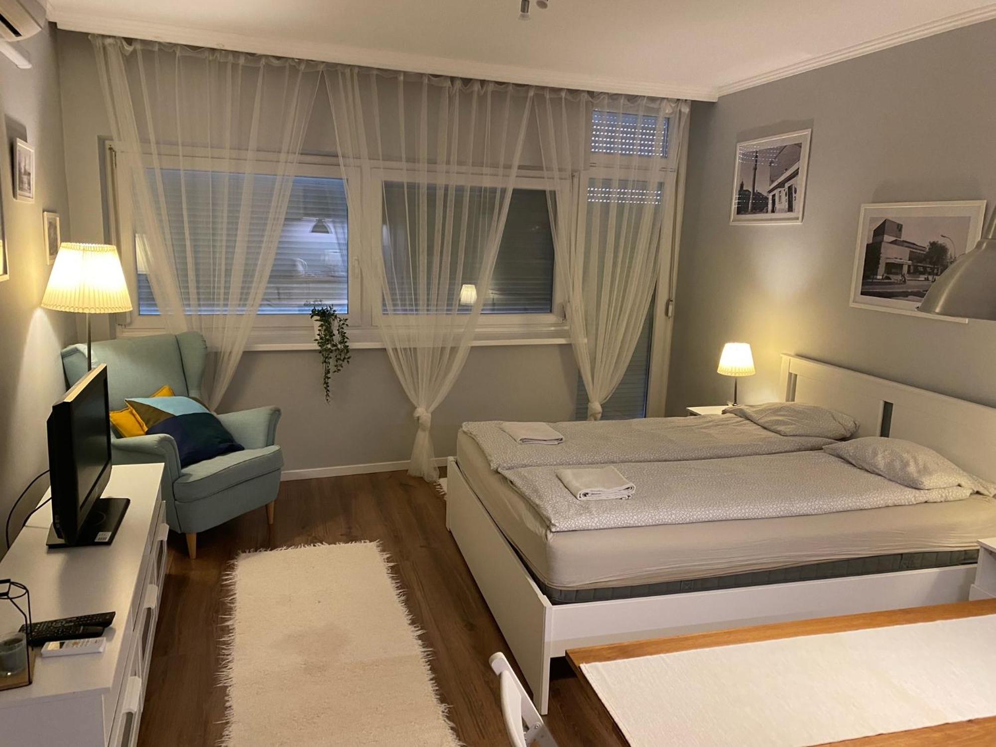 B&B Apartman Eger Luaran gambar