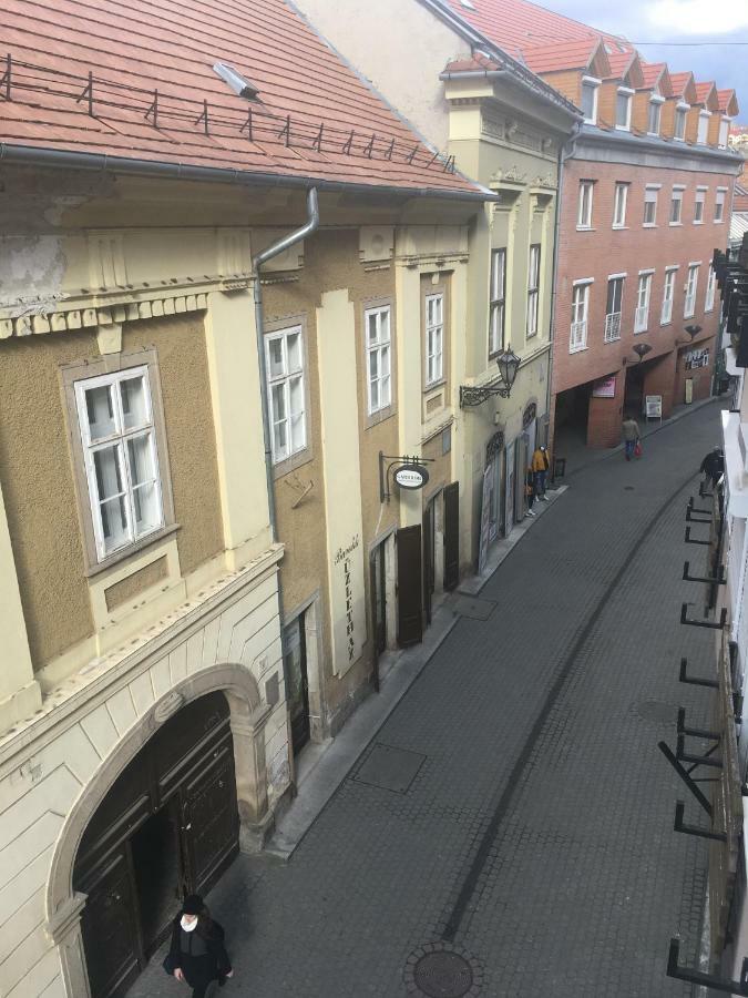 B&B Apartman Eger Luaran gambar